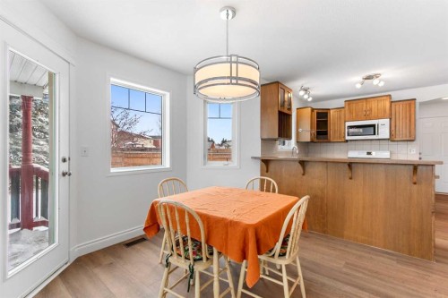 763 Stonehaven Drive, Carstairs, AB - Indoor Photo Showing Dining Room
