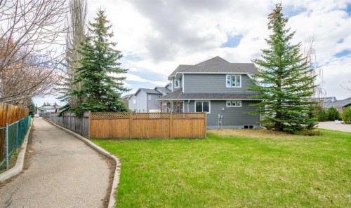 763 Stonehaven Drive, Carstairs, AB - Outdoor