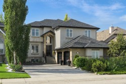 1458 Strathcona Drive SW Calgary, AB T3H 4M2