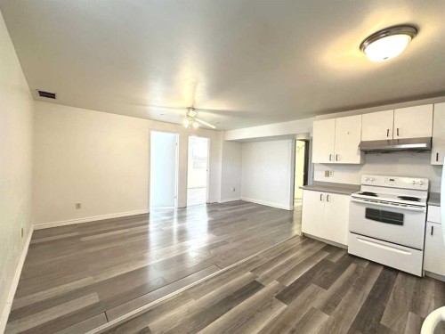 83 Falshire Way Ne, Calgary, AB - Indoor Photo Showing Kitchen