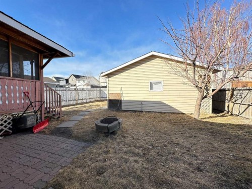 83 Falshire Way Ne, Calgary, AB - Outdoor