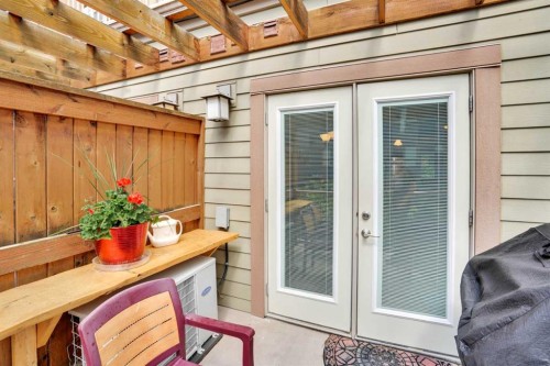 102-121 Kananaskis Way, Canmore, AB - Outdoor With Exterior
