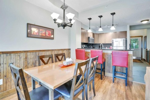 102-121 Kananaskis Way, Canmore, AB - Indoor Photo Showing Dining Room