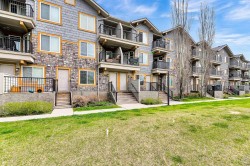 224 Mckenzie Towne Lane SE Calgary, AB T2Z 0C4