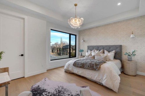 1904 48 Avenue Sw, Calgary, AB - Indoor Photo Showing Bedroom