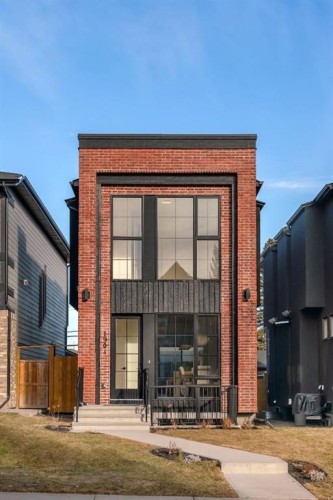 1904 48 Avenue Sw, Calgary, AB - Outdoor