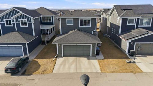 8 Redstone Passage Ne, Calgary, AB - Outdoor