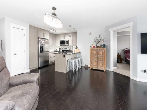 1203-11 Mahogany Row Se, Calgary, AB - Indoor