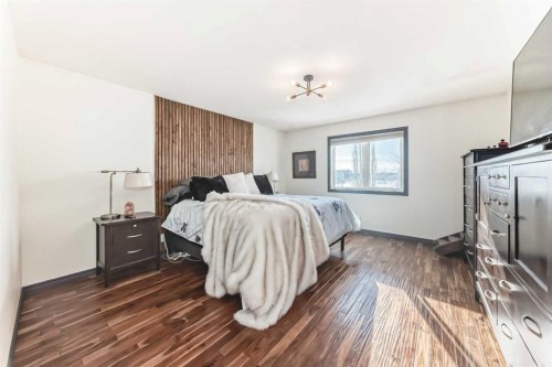 127 Duston Street, Red Deer, AB - Indoor Photo Showing Bedroom