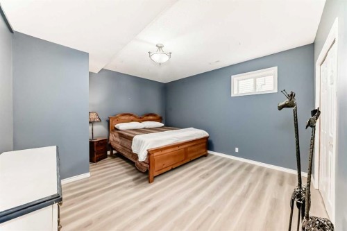 127 Duston Street, Red Deer, AB - Indoor Photo Showing Bedroom