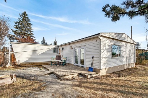 209 Sunset Boulevard Sw, Diamond Valley, AB - Outdoor With Exterior