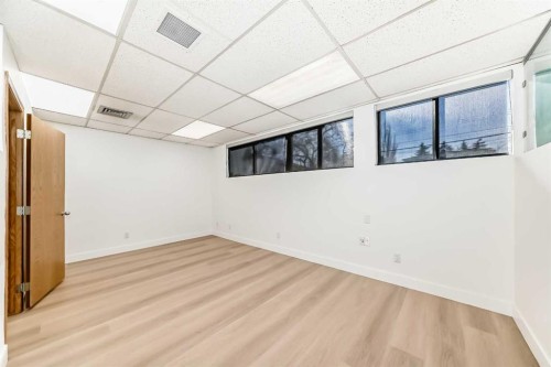 Lower-2139 4 Avenue Nw, Calgary, AB 