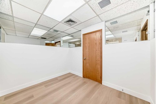 Lower-2139 4 Avenue Nw, Calgary, AB 