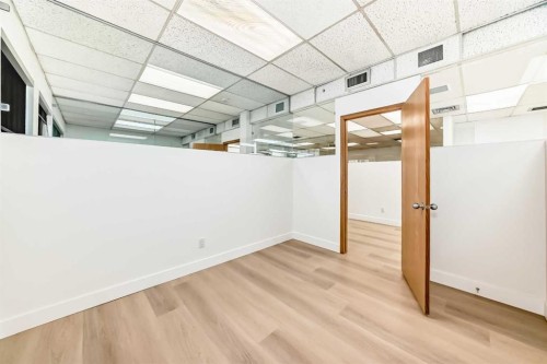 Lower-2139 4 Avenue Nw, Calgary, AB 