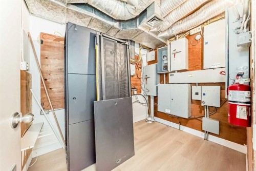 Lower-2139 4 Avenue Nw, Calgary, AB 