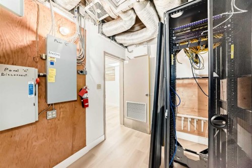 Lower-2139 4 Avenue Nw, Calgary, AB 