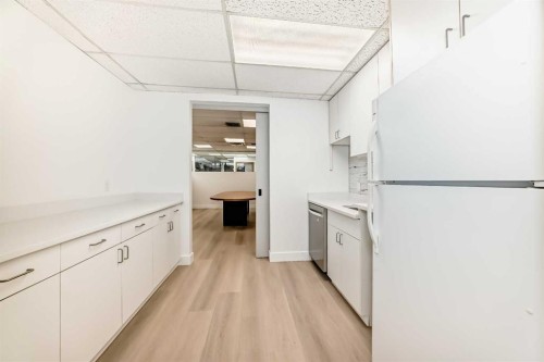 Lower-2139 4 Avenue Nw, Calgary, AB 