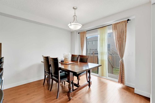 209 Windford Park Sw, Airdrie, AB - Indoor Photo Showing Dining Room