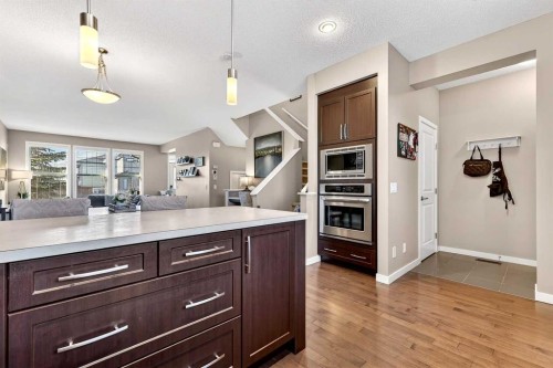 90 Walden Crescent Se, Calgary, AB - Indoor Photo Showing Kitchen