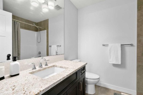 99 Ridge View Close, Cochrane, AB - Indoor Photo Showing Bathroom