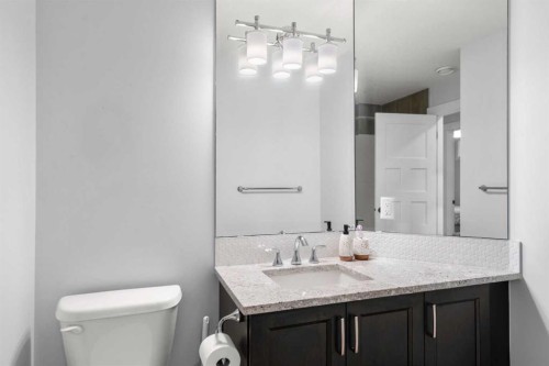 99 Ridge View Close, Cochrane, AB - Indoor Photo Showing Bathroom