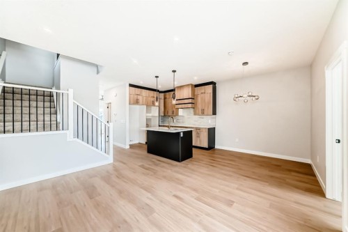 1947 Mccaskill Drive, Crossfield, AB - Indoor Photo Showing Kitchen