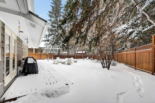 6913 Leaside Drive Sw, Calgary, AB - Outdoor