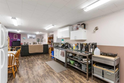 653 Macewan Drive, Carstairs, AB - Indoor