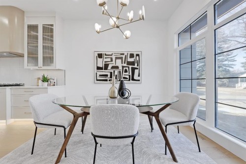 417 22 Avenue Nw, Calgary, AB - Indoor Photo Showing Dining Room