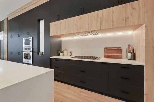 1902 13 Street Sw, Calgary, AB - Indoor Photo Showing Other Room