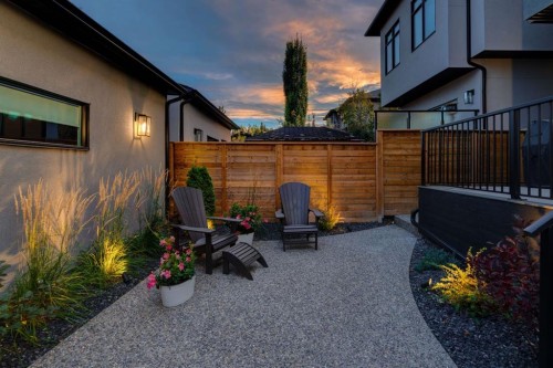 1902 13 Street Sw, Calgary, AB - Outdoor