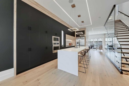 1902 13 Street Sw, Calgary, AB - Indoor