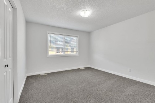 235 Kinniburgh Road, Chestermere, AB - Indoor Photo Showing Other Room