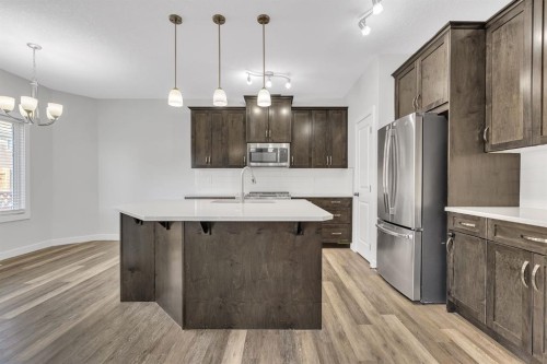 235 Kinniburgh Road, Chestermere, AB - Indoor Photo Showing Kitchen
