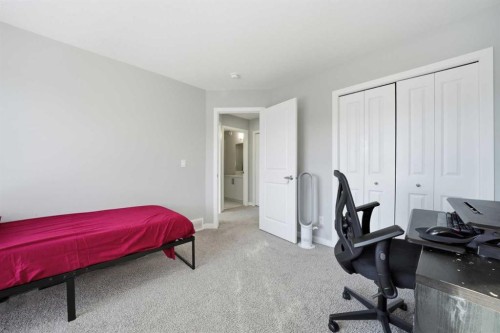 704 Creekstone Circle Sw, Calgary, AB - Indoor