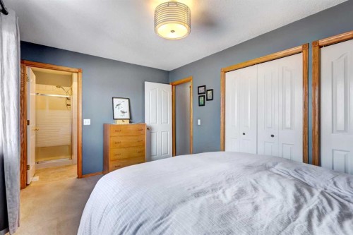 15 Strathford Close, Strathmore, AB - Indoor Photo Showing Bedroom