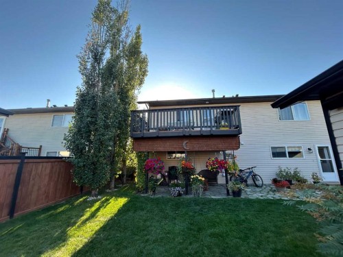 15 Strathford Close, Strathmore, AB - Outdoor With Deck Patio Veranda