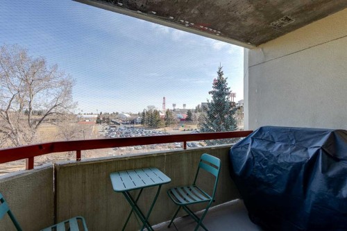 406-2011 University Drive Nw, Calgary, AB - Outdoor With Balcony With Exterior