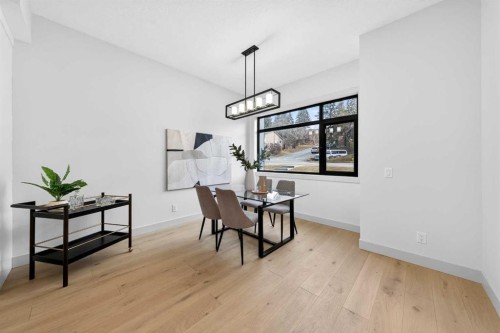 5239 22 Avenue Nw, Calgary, AB - Indoor