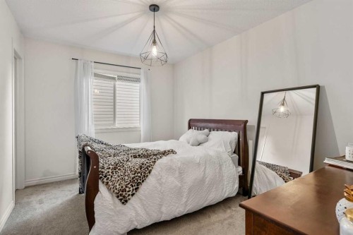 311 Chaparral Ravine View Se, Calgary, AB - Indoor Photo Showing Bedroom