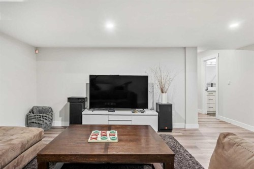 311 Chaparral Ravine View Se, Calgary, AB - Indoor Photo Showing Living Room