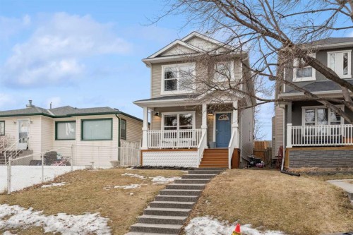 133 25 Avenue Ne, Calgary, AB - Outdoor With Deck Patio Veranda With Facade
