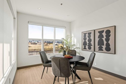 101 Aspen Meadows Hill Sw, Calgary, AB - Indoor Photo Showing Dining Room