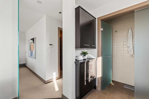 101 Aspen Meadows Hill Sw, Calgary, AB -  Photo Showing Other Room