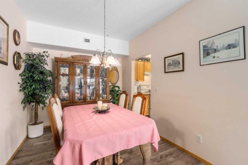 1206-151 Country Village Road Ne, Calgary, AB - Indoor Photo Showing Dining Room