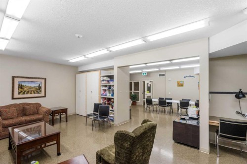 1206-151 Country Village Road Ne, Calgary, AB - Indoor Photo Showing Other Room