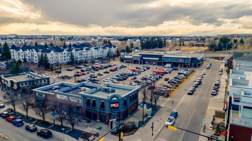 1816 28 Avenue Sw, Calgary, AB - Outdoor With View