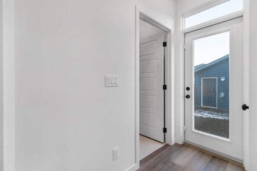 317 Midgrove Link Sw, Airdrie, AB - Indoor Photo Showing Other Room