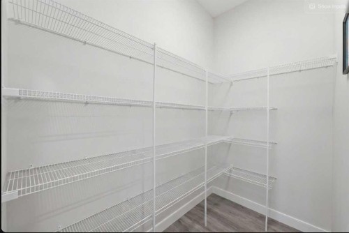 30 Belmont Crescent Sw, Calgary, AB - Indoor With Storage