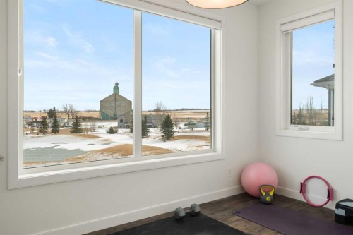 71 Muirfield Close, Lyalta, AB - Indoor Photo Showing Other Room